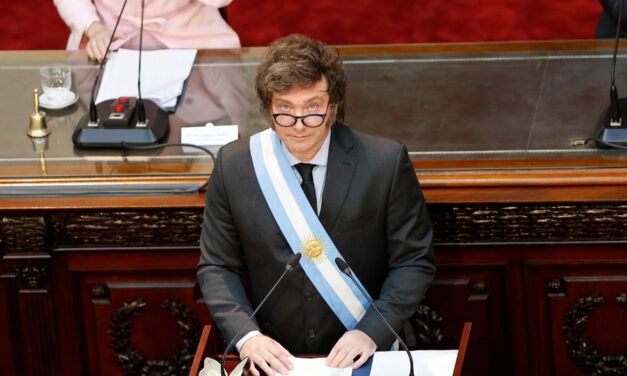 Las versiones de un horario extraño | ¿Prime time o recomendación astrológica?