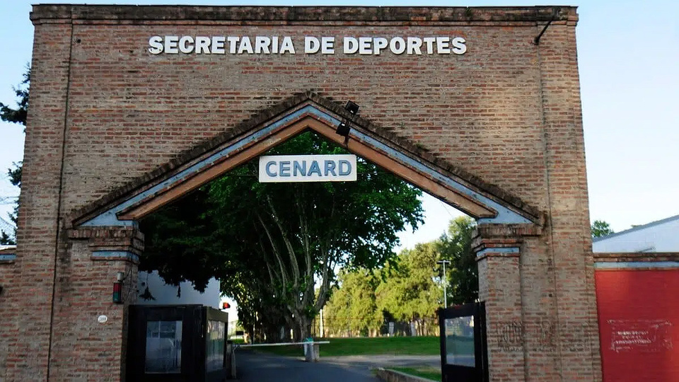 La motosierra avanza con más despidos en el Cenard | 23 trabajadores echados y el resto en alerta