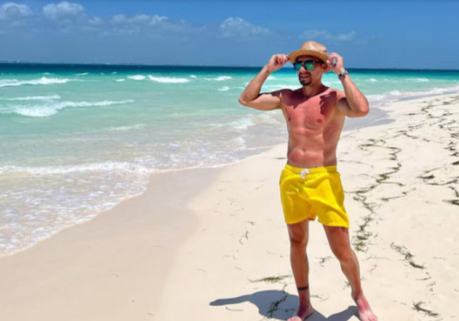 SANJUANINO DE CICLISTA A MODELO DE ONLYFANS GEY.