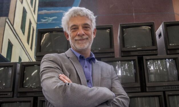 Claudio Martínez: «Se está buscando crear una especie de ONU para controlar la IA»