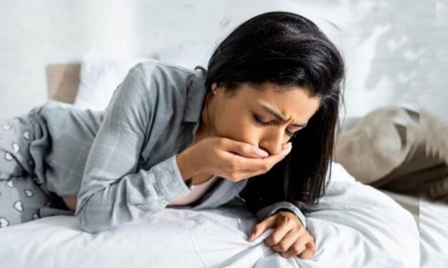 La extraña enfermedad que puede hacer vomitar ocho veces por día durante años