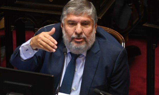 Hay bloques que avisaron que no van y otros piensan mandar una «delegación»