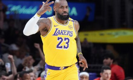 LeBron James, la leyenda que no para de batir récords y sabe cuál es la clave para decidir si seguirá en la NBA