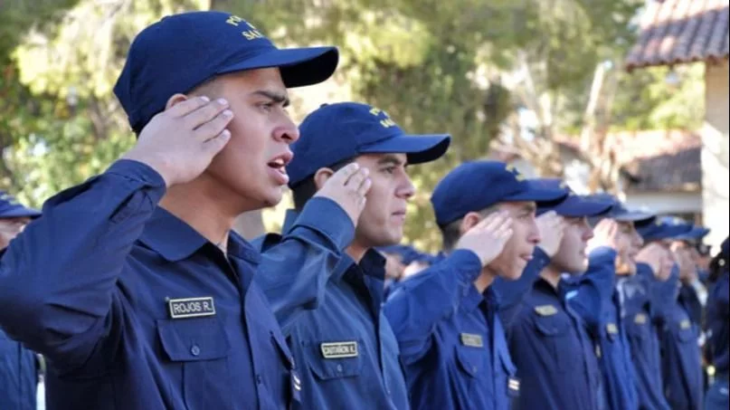 Policías Salvan la Vida de un Bebé en Pocito