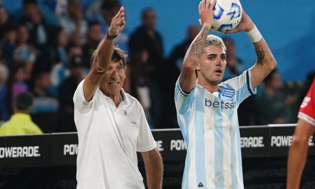 Todavía no ganó nada con Independiente; Gustavo llegó y ganó dos copas en Racing