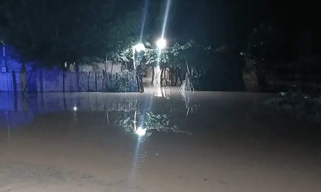 ALERTA METEOROLÓGICO:12 evacuados en Albardón por las fuertes tormentas