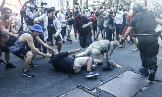 Se suman más hinchadas de fútbol para marchar junto a jubilados | Simpatizantes de Tigre, Temperley, Chicago e Independiente