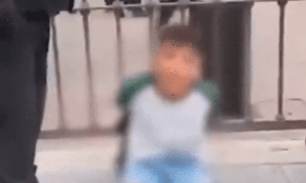 Ni los chicos se salvan de las cacerías de Bullrich  | Salían del colegio y los detuvieron durante la represión