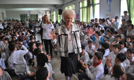 Un Día de la Memoria sin acto en la escuela | En distintos colegios de la Ciudad intentaron suspender la conmemoración del 24 de marzo