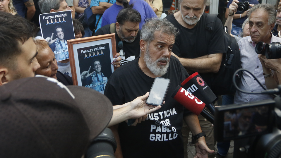 Pablo Grillo sigue «estable» y hay señales alentadoras | El fotógrafo atacado responde a estímulos y respira por sus medios