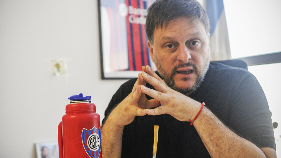 Leandro Santoro: «El PRO y La Libertad Avanza se disputan el botín»