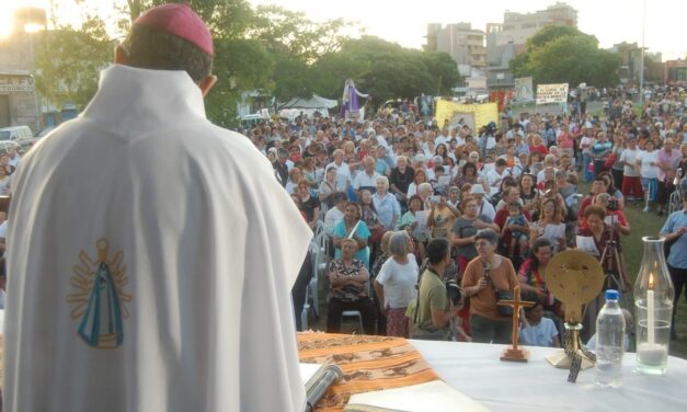“Plan sistemático” de empobrecimiento | La denuncia de la Iglesia de Quilmes contra el gobierno nacional 