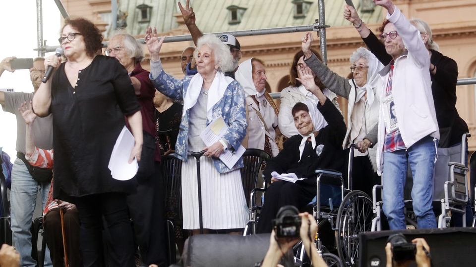A 49 años del golpe, una multitud renovó su compromiso por la memoria, la verdad y la justicia | «Tenemos la fuerza de la historia de nuestro pueblo» 