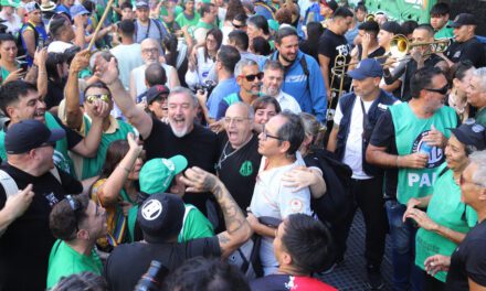 Ante el peligro de nuevos despidos masivos ATE «para» este jueves