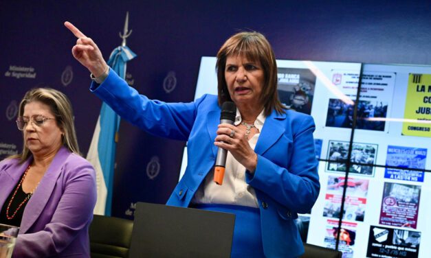 Patricia Bullrich echó al supuesto culpable de sus papelones