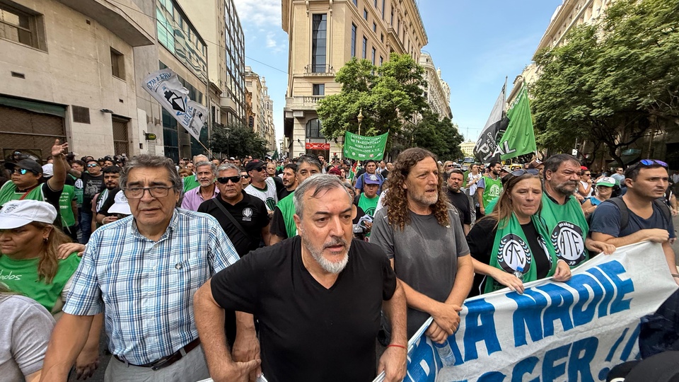 Aguiar: «El Estado fue colonizado por empresarios» | ATE hizo un paro y movilización para frenar la posible nueva ola de despidos