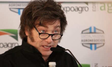 La agenda de Javier Milei, con un ojo en el dólar y otro en el FMI | Caputo intentó, otra vez, llevar calma a los mercados