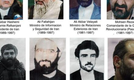 La querella solicita aplicar la Ley de juicio en ausencia contra 12 iraníes y libaneses