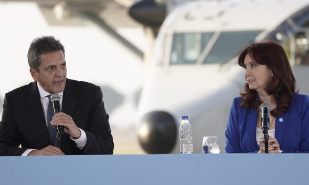 Aceptan suspender las PASO pero le exigen que no desdoble