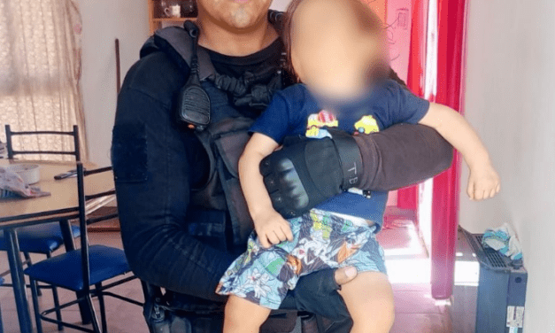 Policías héroes en Pocito, salvaron la vida de un pequeño