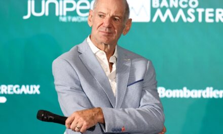 objetivos, plazos y el salario astronómico del ingeniero que va por su última revolución en la Fórmula 1