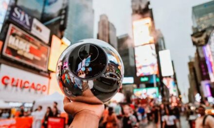 Worldcoin renueva su polémica apuesta: busca masificar su sistema de verificación y llegar a mil millones de usuarios