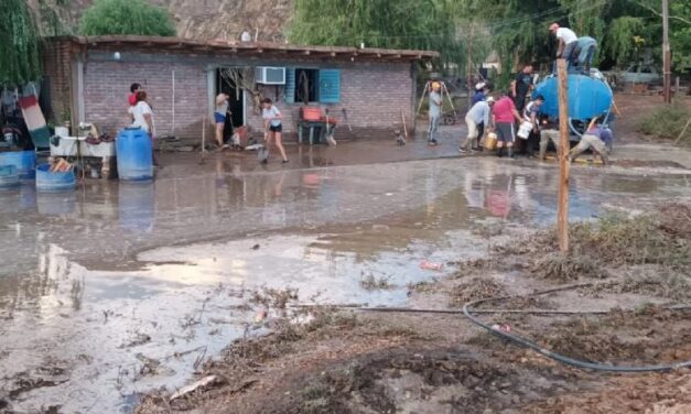 Calingasta: El Ministro de Familia y Desarrollo Humano en el Corazón de la Emergencia por el Temporal