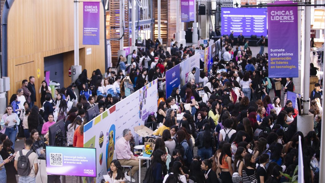 Se realizó el festival Chicas Líderes en Tecnología, que busca reducir la brecha de género