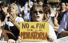 Proponen un subsidio para adultos mayores sin jubilación