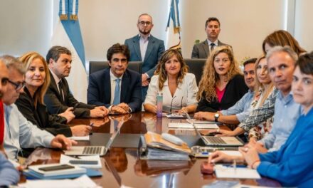  Oferta en suspenso, los docentes evalúan la propuesta del Gobierno