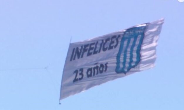 la gastada de los hinchas de Racing a Independiente tras el gol de Martirena