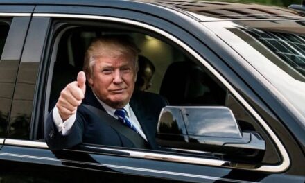 Donald Trump anunció impuestos del 25% a la importación de autos