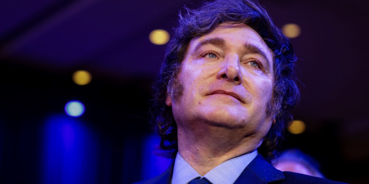 Javier Milei atacó a cinco periodistas por el Día de la Memoria