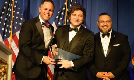 Javier Milei dijo que la Argentina buscará «adecuar su normativa» a la política arancelaria que dictó Donald Trump