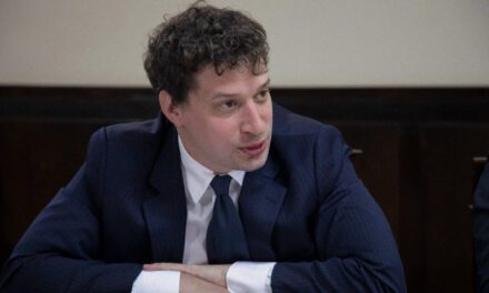 Una campaña a base de mentiras y papelones | Yamil Santoro dijo que su hermano no estará en la lista y denunció la «proscripción» de otra candidata