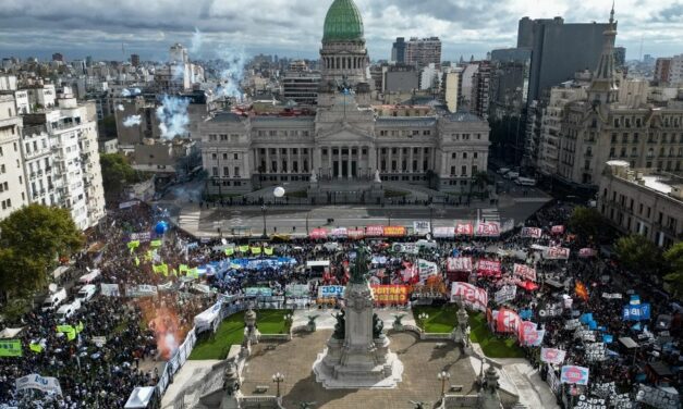Una marcha contra Milei | La CGT y las dos CTA se movilizarán el próximo miércoles 30 de abril