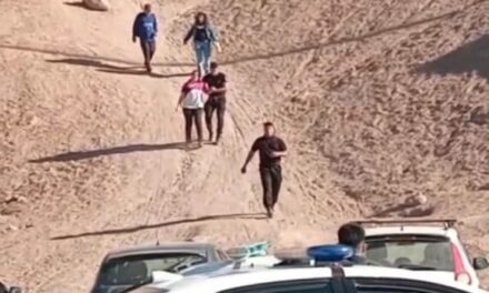 Rescate en el cerro Tres Marías: La policía logró bajar a la joven tras un megaoperativo