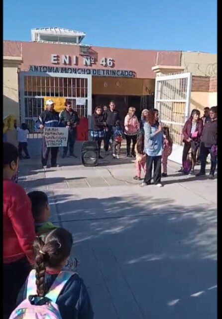 «No le tenemos miedo a una sanción, le tenemos miedo a que maten a alguien»: El desesperado reclamo de una docente en La Bebida