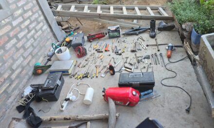 Detención de tres individuos