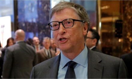 Bill Gates explicó los cuatro motivos por los que hay que decirle adiós a los celulares