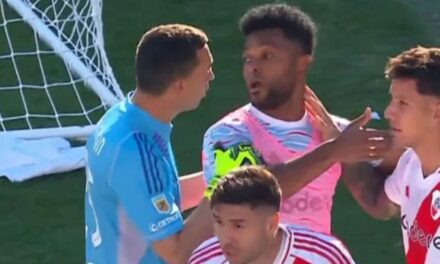 Miguel Borja podría denunciar a Agustín Marchesín por decirle «golpeador de nenes» en el Superclásico