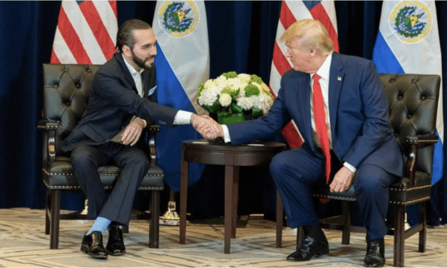 Nayib Bukele refuerza su alianza con Donald Trump en medio de tensiones internacionales