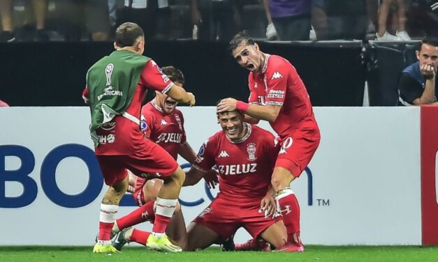 Huracán da el golpe: victoria 2-1 sobre Corinthians en la Copa Sudamericana