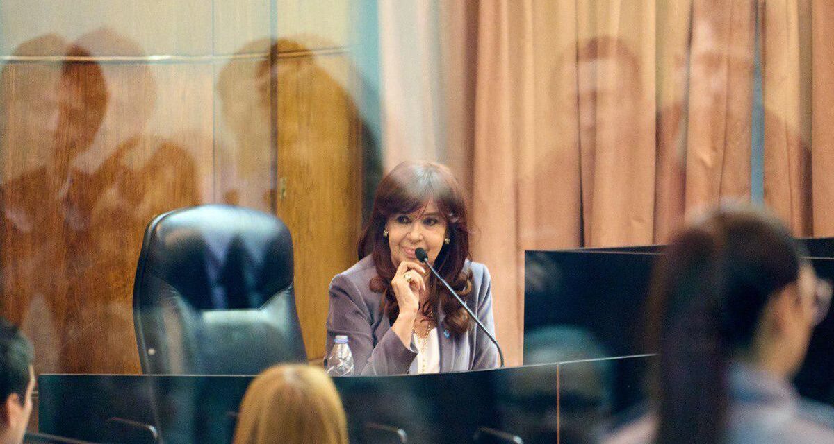 Un peritaje y nuevos testimonios abonan las sospechas de la expresidenta