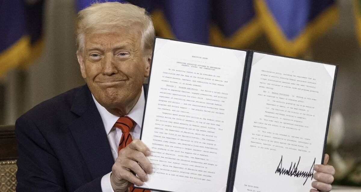 Donald Trump congela subvenciones millonarias a Harvard tras críticas a sus políticas de gobierno