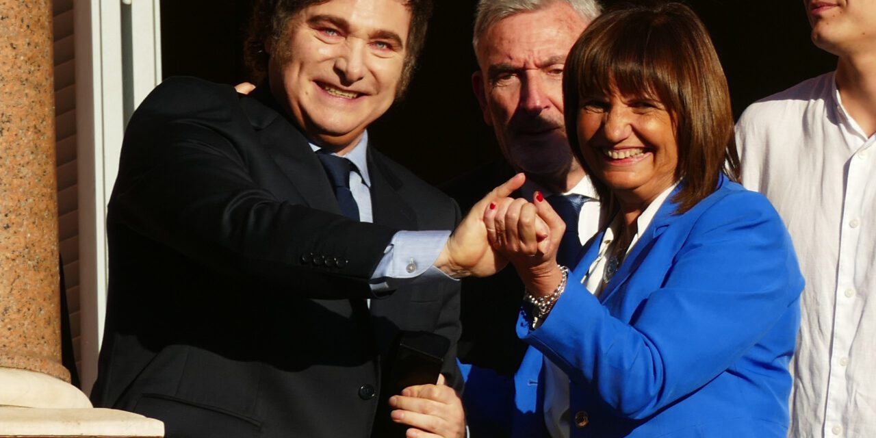 Una nueva encuesta midió a 17 políticos del oficialismo y la oposición: reprobaron 15