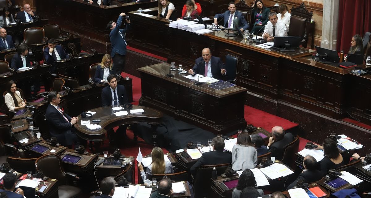 Guillermo Francos superó la interpelación en Diputados con una férrea defensa a Javier Milei