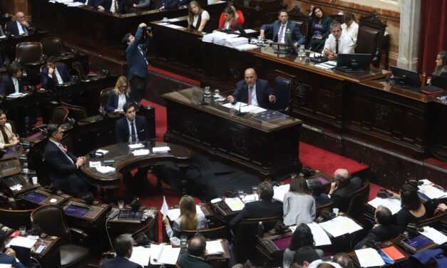Guillermo Francos superó la interpelación en Diputados con una férrea defensa a Javier Milei