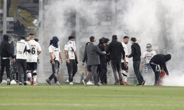 Imputaron a un carabinero por la muerte de dos simpatizantes de Colo Colo antes del partido contra Fortaleza