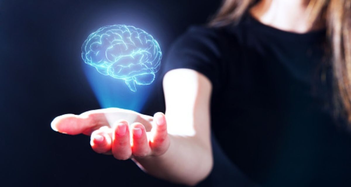 La adopción de IA generativa se acelera en los servicios profesionales y casi se duplica en un año